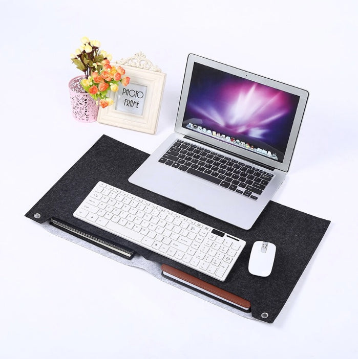 Mousepad Fieltro 63x30cm c/ 2 Bolsillos p/ Notebook MacBook