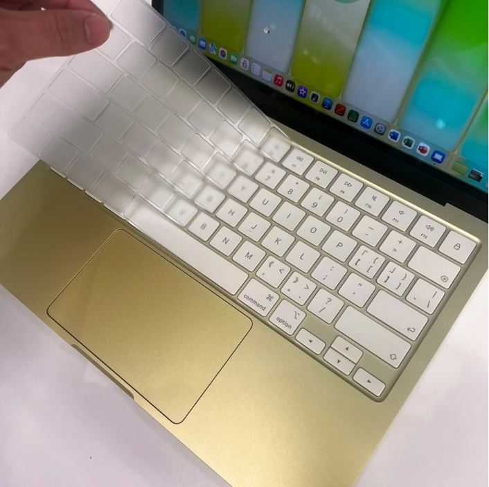 Protector Teclado para MacBook Neo A3404