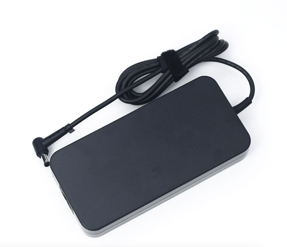 Cargador Para Notebook Asus 19V 7.7A 150W 5.5X2.5MM