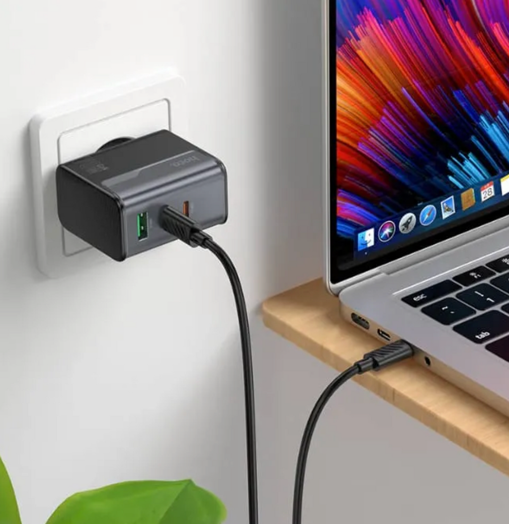 Cargador Hoco CS75A 70W USB-C con Cable Negro