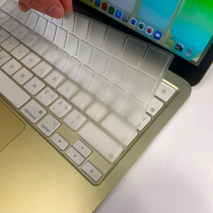 Protector Teclado para MacBook Neo A3404
